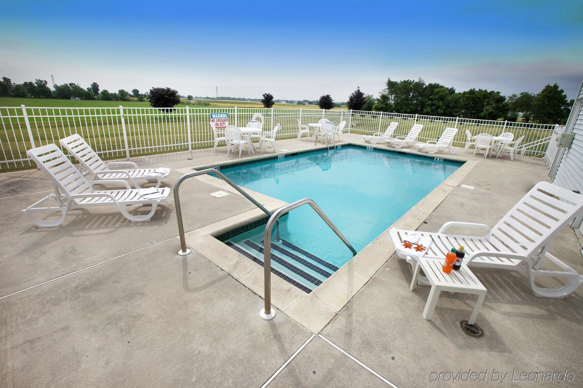 Lancaster Inn & Suites Manheim Einrichtungen foto
