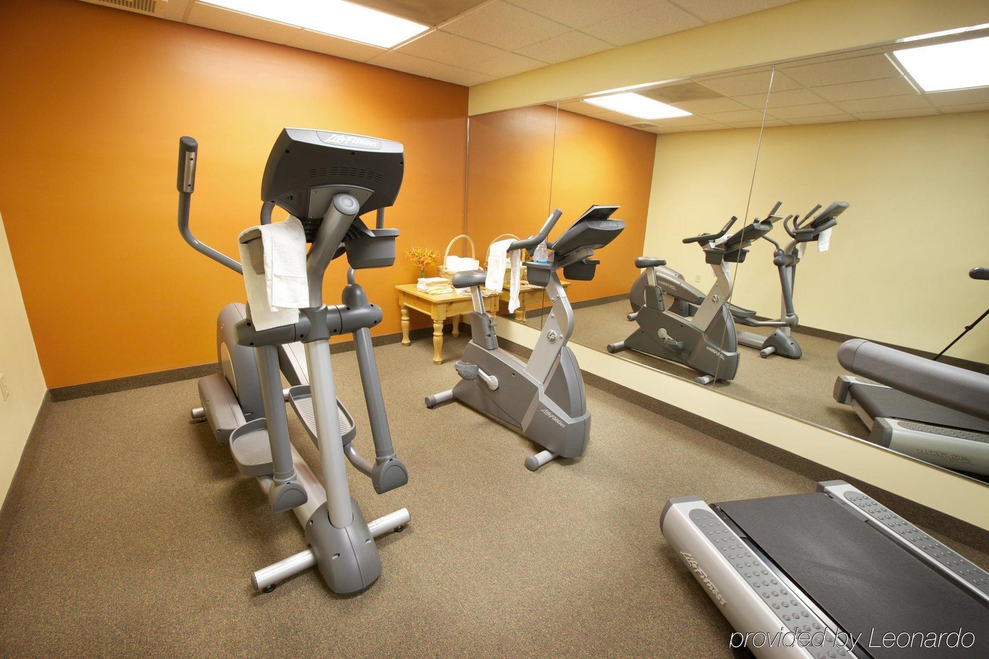 Lancaster Inn & Suites Manheim Einrichtungen foto